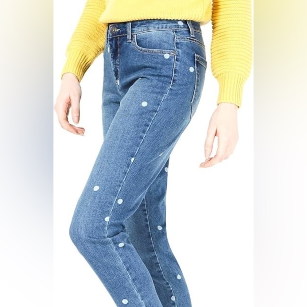 Maison Jules Slim Boyfriend Mid Rise Polkadot Jeans. 6/28. NWT. - Picture 4 of 13